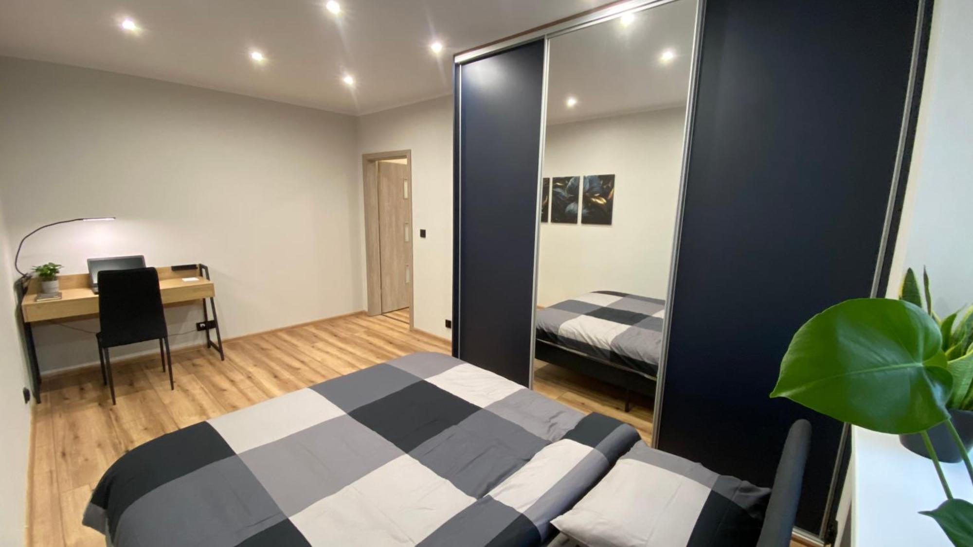 Apartament Centrum Zabrze Esterno foto